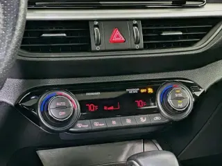 Kia Forte 2024 GT 4dr Sedán 6M
