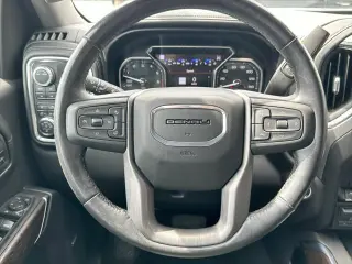 GMC Sierra 1500 2021 4x4 Denali 4dr Crew Cab 5.8 ft. SB