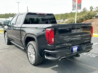 GMC Sierra 1500 2021 4x4 Denali 4dr Crew Cab 5.8 ft. SB