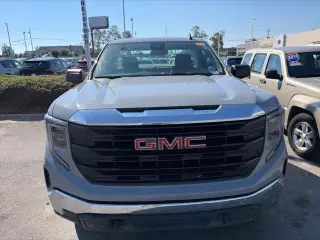 GMC Sierra 1500 2024 4x2 Pro Cabina Regular 2 puertas 8 pies. LB