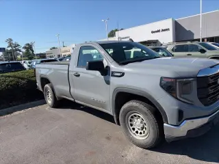 GMC Sierra 1500 2024 4x2 Pro Cabina Regular 2 puertas 8 pies. LB