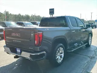 GMC Sierra 1500 2021 4x4 SLT 4dr Crew Cab 5.8 ft. SB