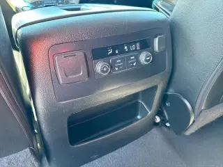 GMC Yukon 2020 4x4 SLT 4dr SUV