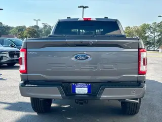 Ford F-150 2023 4x4 Lariat 4dr SuperCrew 6.5 ft. SB