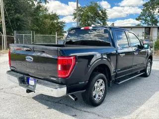 Ford F-150 2021 4x2 XLT 4 puertas SuperCrew 5.5 pies SB