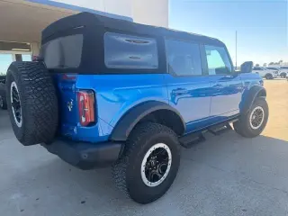 Ford Bronco 2023 4x4 Base Advanced 4dr SUV