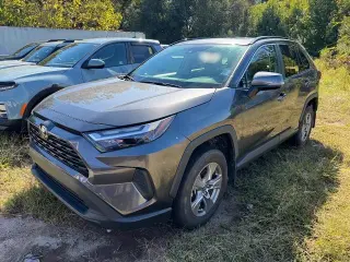 Toyota RAV4 2024 XLE 4dr SUV