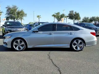 Honda Accord 2019 Touring 4dr Sedán