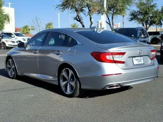 Honda Accord 2019 Touring 4dr Sedán