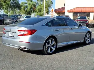 Honda Accord 2019 Touring 4dr Sedán
