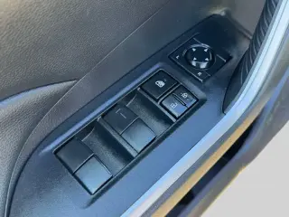 Toyota RAV4 2024 AWD LE 4dr SUV