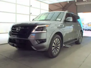 Nissan Armada 2023 4x4 SL SUV de 4 puertas