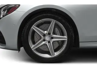 Mercedes-Benz Clase E 2017 E 300 4dr Sedán
