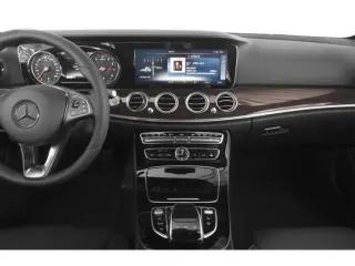 Mercedes-Benz Clase E 2017 E 300 4dr Sedán