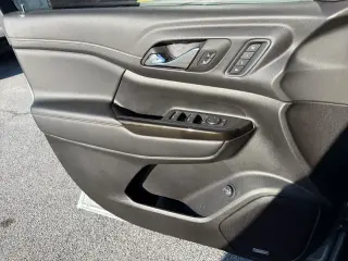 GMC Acadia 2023 4x4 AT4 4dr SUV