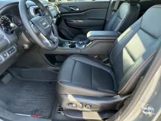 GMC Acadia 2023 4x4 AT4 4dr SUV