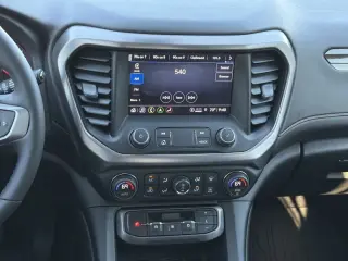 GMC Acadia 2023 4x4 AT4 4dr SUV