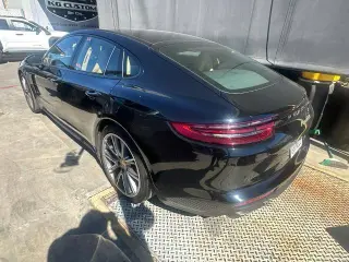 Porsche Panamera 2018 AWD 4 E-Hybrid 4dr Sedán