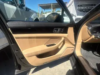Porsche Panamera 2018 AWD 4 E-Hybrid 4dr Sedán