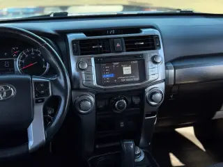 Toyota 4Runner 2016 4x4 SR5 4dr SUV
