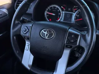 Toyota 4Runner 2016 4x4 SR5 4dr SUV