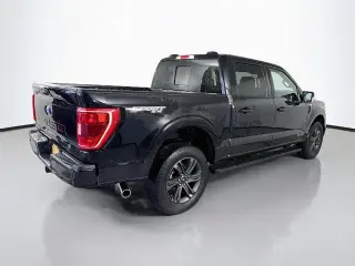 Ford F-150 2023 4x4 XLT 4 puertas SuperCrew SB de 5.5 pies