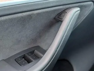 Tesla Model Y 2025 AWD Long Range 4dr Crossover