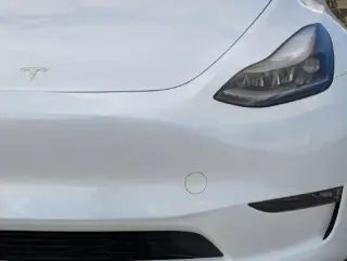 Tesla Model Y 2025 AWD Long Range 4dr Crossover