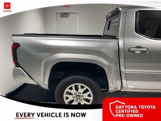Toyota Tacoma 2025 4x4 SR5 4dr Double Cab 5.0 ft SB