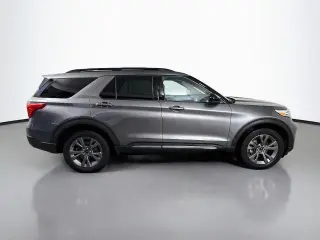 Ford Explorer 2023 AWD XLT SUV de 4 puertas