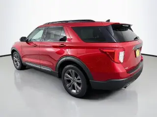 Ford Explorer 2023 AWD XLT SUV de 4 puertas