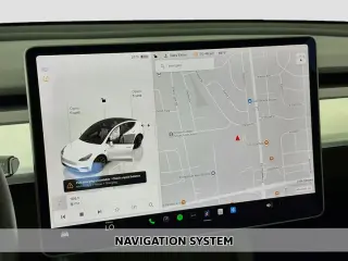 Tesla Model Y 2025 AWD Largo Alcance, 4 puertas, Crossover