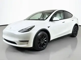 Tesla Model Y 2025 AWD Largo Alcance, 4 puertas, Crossover