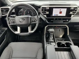 Toyota Tundra 2026 4x4 SR5 4dr Cab Pickup CrewMax