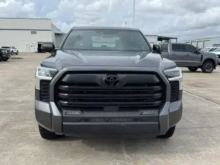 Toyota Tundra 2026 4x4 SR5 4dr Cab Pickup CrewMax