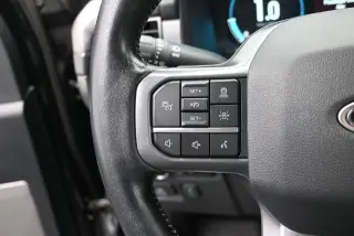 Ford F-150 2023 4x4 Lariat 4dr SuperCrew 5.5 ft. SB