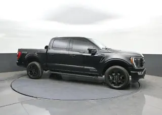 Ford F-150 2023 4x4 Lariat 4dr SuperCrew 5.5 ft. SB