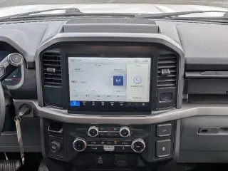 Ford F-150 2025 4x2 XLT 4dr SuperCrew 5.5 ft. SB
