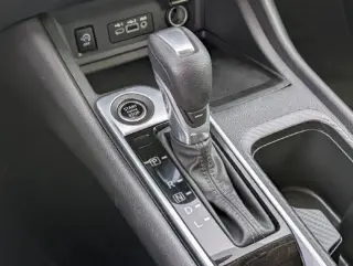 Nissan Sentra 2025 SV 4dr Sedán