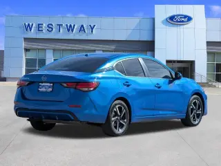 Nissan Sentra 2025 SV 4dr Sedán