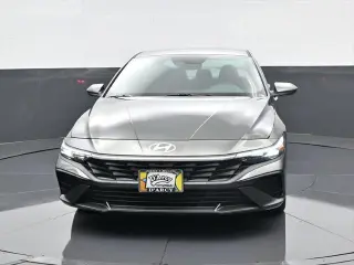 Hyundai ELANTRA 2026 SE 4dr Sedán