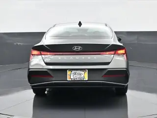 Hyundai ELANTRA 2026 SE 4dr Sedán