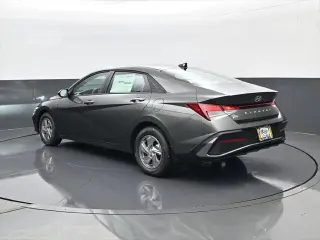 Hyundai ELANTRA 2026 SE 4dr Sedán