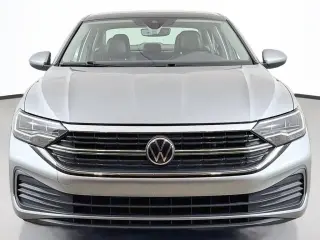 Volkswagen Jetta 2022 SE 4dr Sedán