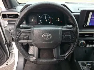 Toyota Tacoma 2025 4x2 SR 2dr XtraCab 6.1 ft