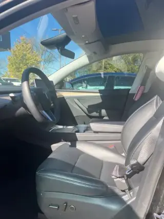 Tesla Model Y 2023 AWD Long Range 4dr Crossover