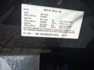Tesla Model Y 2023 AWD Long Range 4dr Crossover