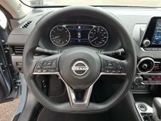 Nissan Sentra 2025 SV 4dr Sedán