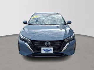 Nissan Sentra 2025 SV 4dr Sedán