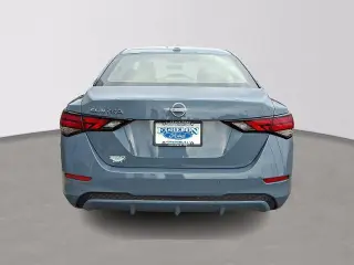 Nissan Sentra 2025 SV 4dr Sedán